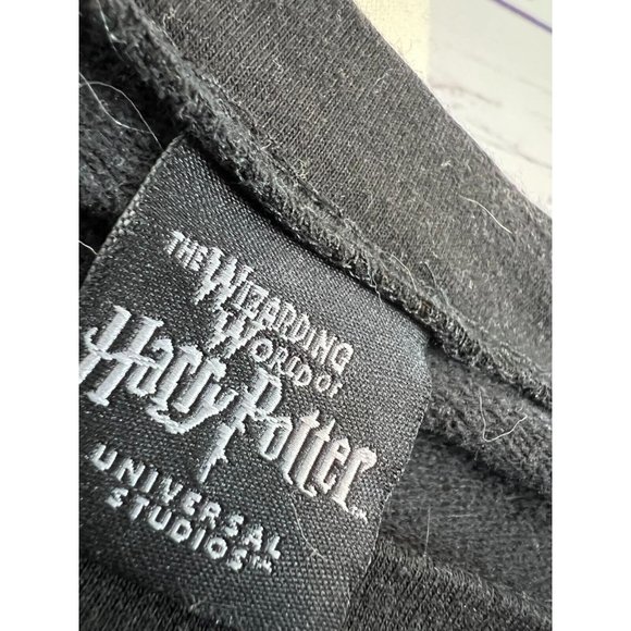 The Wizarding World of Harry Potter Sweatshirt Medium Universal Studios Pullover - Picture 3 of 8